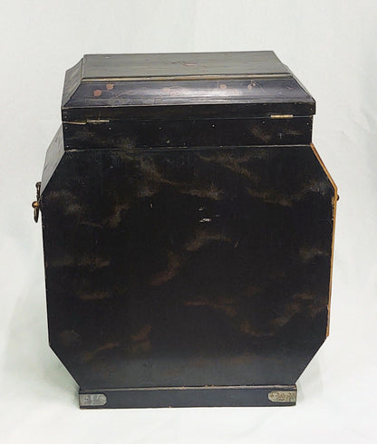 1800s Shogun era Japanese Accessory Curio Cabinet